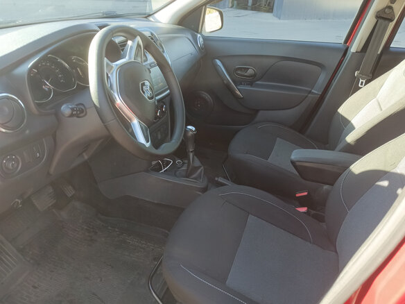 2019 Renault Logan Stepway II Рестайлинг, красный, 1250000 рублей - вид 12