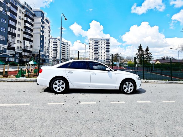 2011 Audi A6 IV (C7), белый, 1490000 рублей - вид 6