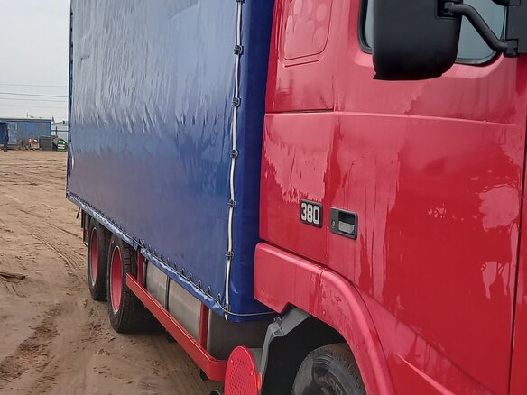 1996 Volvo FH, красный, 2000000 рублей - вид 16