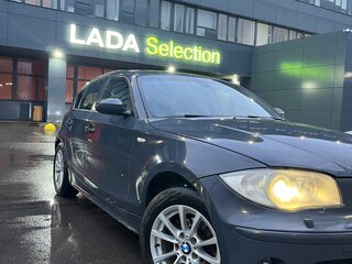 2007 BMW 1 серии 118i I (E81/E82/E87/E88), серый, 550000 рублей, вид 2