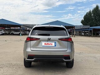 2018 Lexus NX 200 I Рестайлинг, серебристый, 2700404 рублей, вид 3
