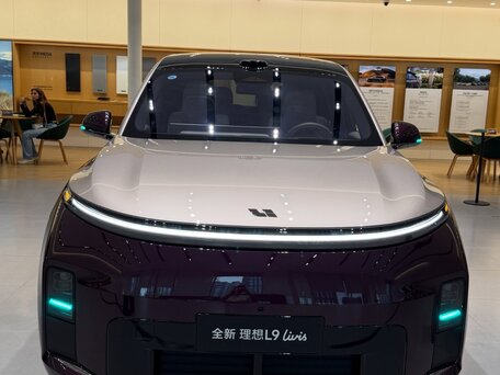 2026 Li Auto (Lixiang) L9 II, фиолетовый, 12620000 рублей, вид 2