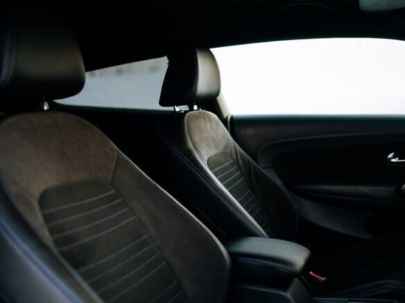 2010 Volkswagen Scirocco III, синий, 1440000 рублей - вид 11
