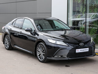 2021 Toyota Camry VIII (XV70) Рестайлинг, чёрный, 3198000 рублей, вид 3
