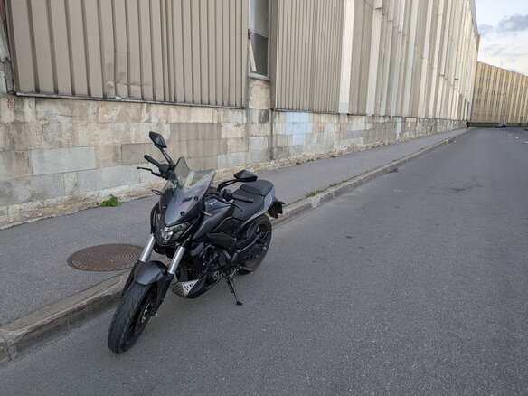 2026 Bajaj Dominar 400, чёрный, 410000 рублей - вид 2