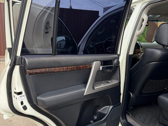 2012 Toyota Land Cruiser 200 Series Рестайлинг 1, белый - вид 16
