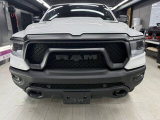 2023 Ram 1500 Crew Cab V, белый, 8340000 рублей, вид 5