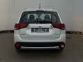 2015 Mitsubishi Outlander III Рестайлинг, белый - вид 3