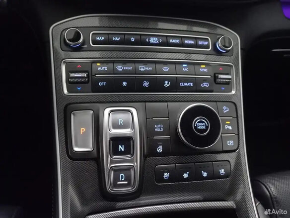 2021 Hyundai Santa Fe IV Рестайлинг, белый, 3440000 рублей - вид 21