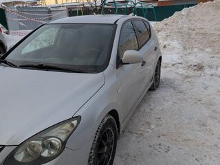 2010 Hyundai i30 I Рестайлинг, серебристый, 570000 рублей, вид 5