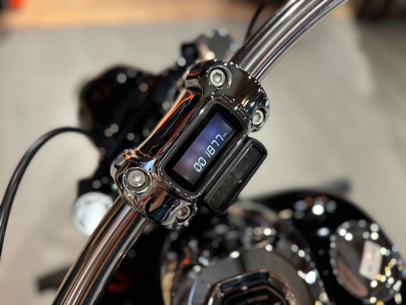 2023 Harley-Davidson Breakout, чёрный, 3250000 рублей - вид 17