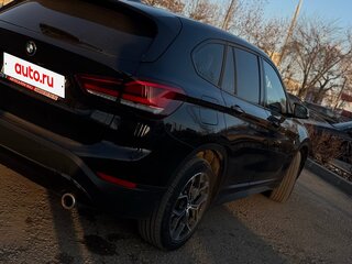 2020 BMW X1 18i sDrive II (F48) Рестайлинг, чёрный, 2700000 рублей, вид 3