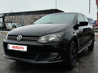 2014 Volkswagen Polo V, чёрный, 650000 рублей, вид 5