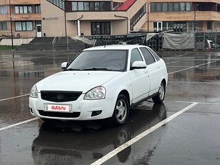 2015 Lada (ВАЗ) Priora I Рестайлинг, белый, 420000 рублей, вид 1