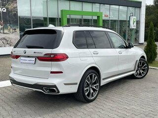 2019 BMW X7 M50d I (G07), белый, 9300000 рублей, вид 2