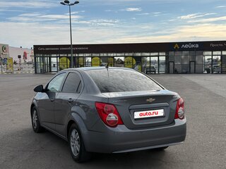 2013 Chevrolet Aveo II, серый, 640000 рублей, вид 4