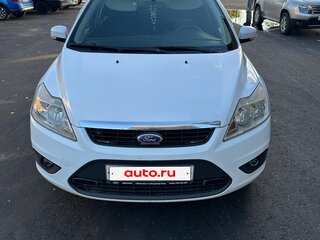 2010 Ford Focus II Рестайлинг, белый, 470000 рублей, вид 5