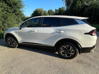 2023 Kia Sportage V, белый, 2999999 рублей, вид 2