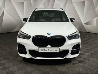 2020 BMW X1 20i xDrive II (F48) Рестайлинг, белый, 3185000 рублей, вид 3