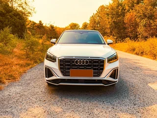 2023 Audi Q2 L 35 TFSI I Рестайлинг, белый, 2090000 рублей, вид 2