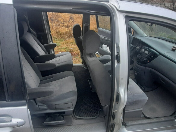 2004 Mazda MPV II (LW) Рестайлинг, серебристый, 750000 рублей - вид 24