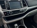 2016 Toyota Highlander III (XU50), серый, 2690000 рублей - вид 11