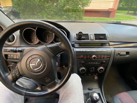 2005 Mazda 3 I (BK), золотистый - вид 2