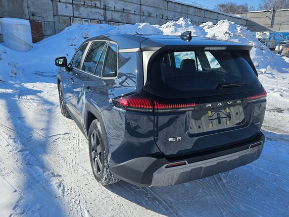 2026 Toyota RAV4 VI (XA60), синий, 4200000 рублей - вид 9
