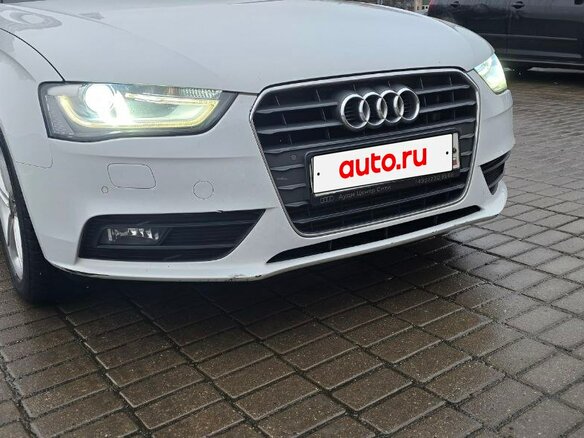 2014 Audi A4 IV (B8) Рестайлинг, белый, 1250000 рублей - вид 3