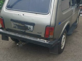 1998 Lada (ВАЗ) 2121 (4x4) I Рестайлинг, серебристый, 250000 рублей, вид 3