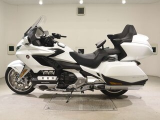 2022 Honda GL 1800 Gold Wing, белый, 2680000 рублей, вид 3