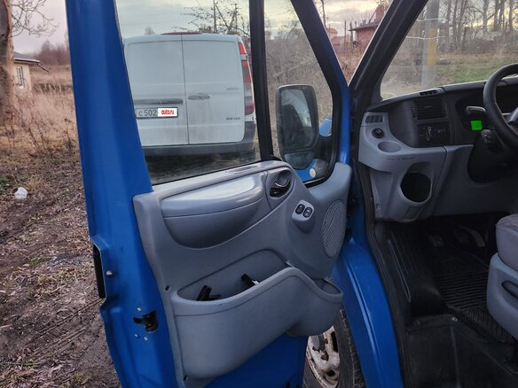 2007 Ford Transit, синий, 700000 рублей - вид 8