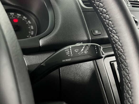 2010 Skoda Fabia II Рестайлинг, серый - вид 12