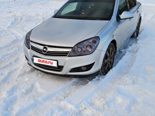 2012 Opel Astra H Рестайлинг, серебристый, 660000 рублей, вид 1