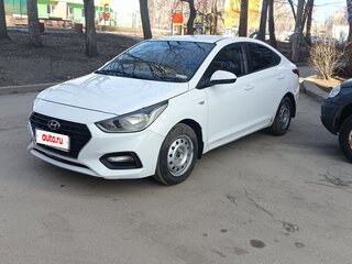 2017 Hyundai Solaris II, белый, 1100000 рублей, вид 1