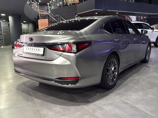 2021 Lexus ES 250 VII, серый, 3938000 рублей, вид 5