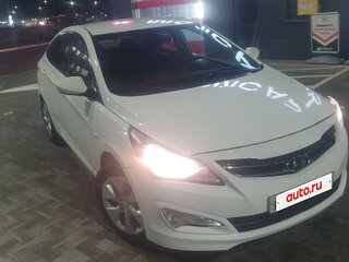 2016 Hyundai Solaris I Рестайлинг, белый, 860000 рублей, вид 1