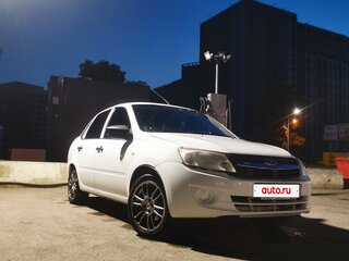 2017 Lada (ВАЗ) Granta I, белый, 370000 рублей, вид 2