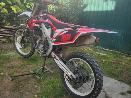 2013 Honda CRF 250F, красный, 320000 рублей, вид 2