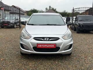 2014 Hyundai Solaris I, серебристый, 810000 рублей, вид 5