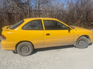 1997 Hyundai Accent I, жёлтый, 130000 рублей, вид 2