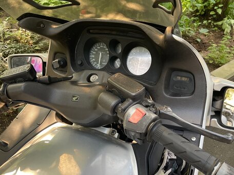 1993 Honda ST 1100, серебристый, 380000 рублей, вид 3