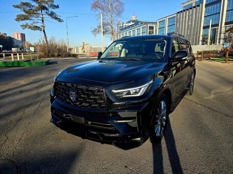 2020 Infiniti QX80 I Рестайлинг 3, чёрный, 6100000 рублей, вид 4