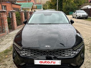 2021 Kia K5 III, чёрный, 2850000 рублей, вид 1