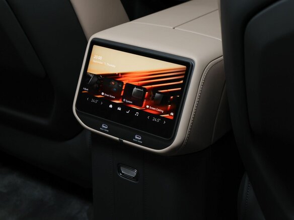 2026 Zeekr 8X 55 kWh, чёрный, 12400000 рублей - вид 19