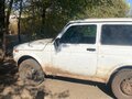 1999 Lada (ВАЗ) 2121 (4x4) I Рестайлинг, белый, 180000 рублей - вид 3