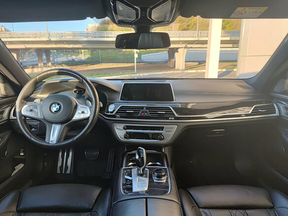 2019 BMW 7 серии 730d xDrive VI (G11/G12) Рестайлинг, серый, 5300000 рублей - вид 13