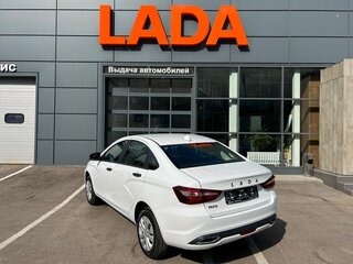 2026 Lada (ВАЗ) Vesta I Рестайлинг (NG), белый, 1631000 рублей, вид 4