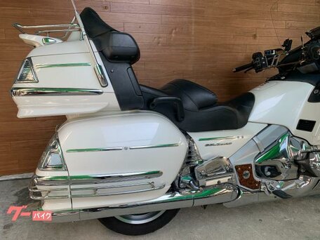 2006 Honda GL 1800 Gold Wing, белый, 900000 рублей, вид 4