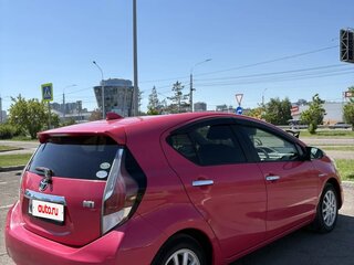 2015 Toyota Aqua I Рестайлинг, розовый, 1100000 рублей, вид 4
